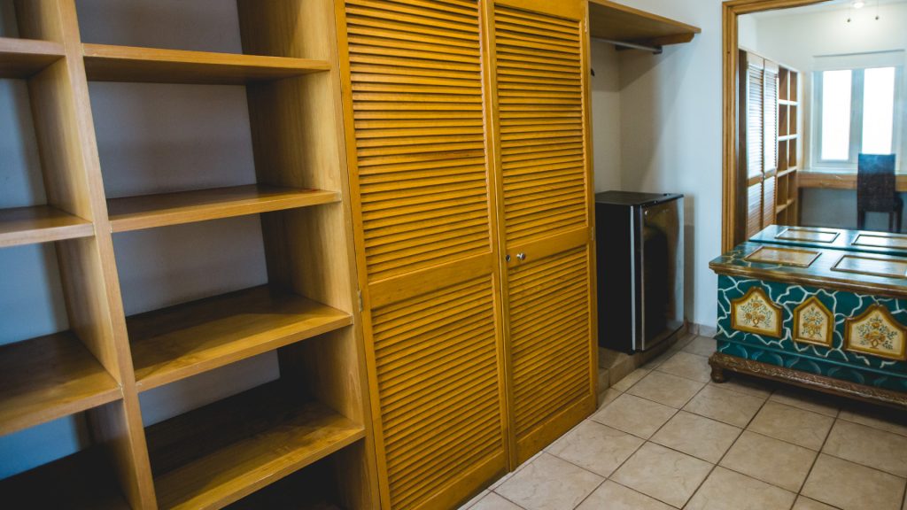 lots of closet space for all your belongings. 