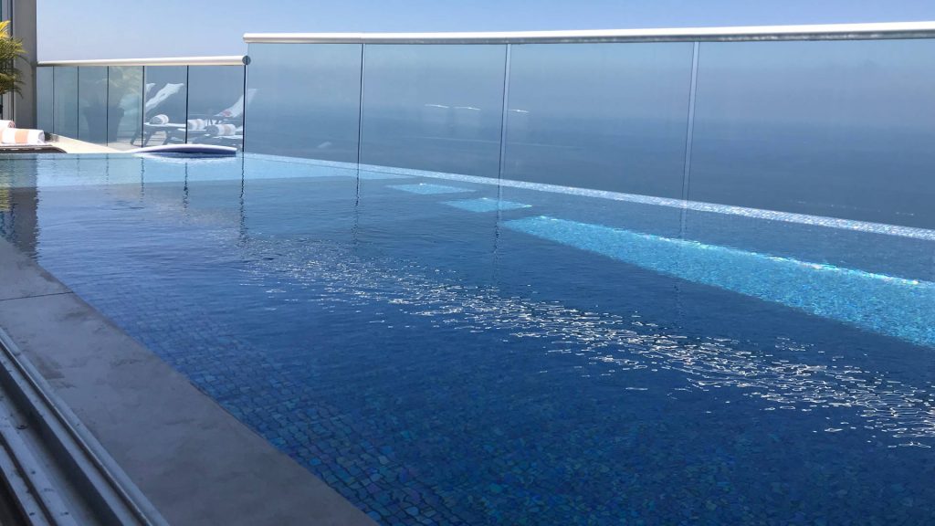 The view from this pool is truly amazing 