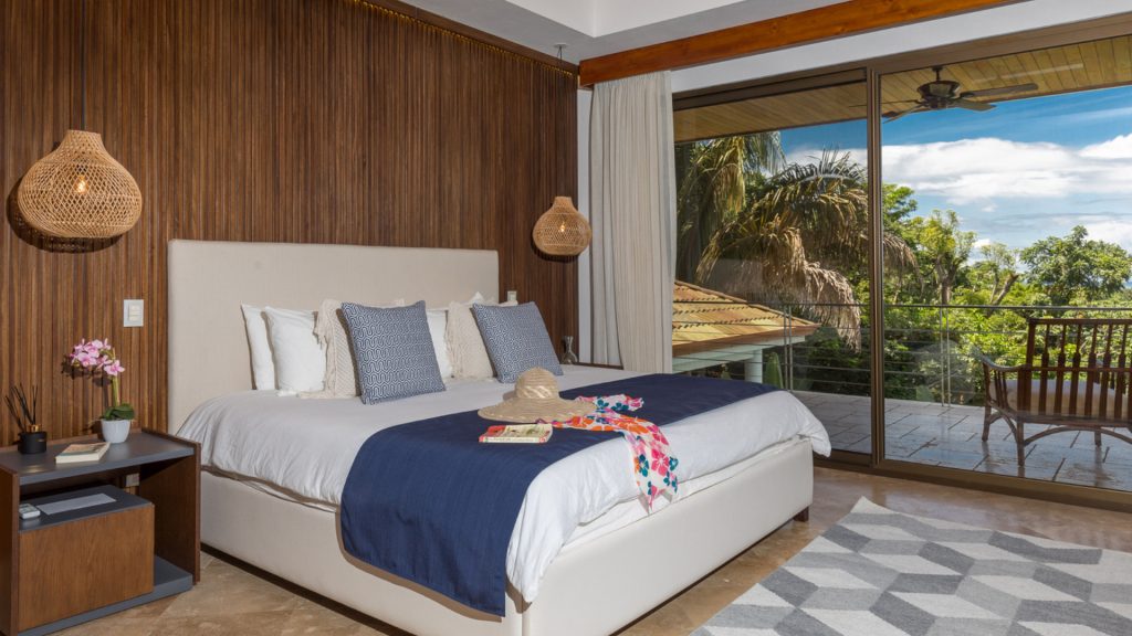 All seven bedrooms have ocean breeze, ceiling fans, or air conditioning. Comfort comes in many forms here.