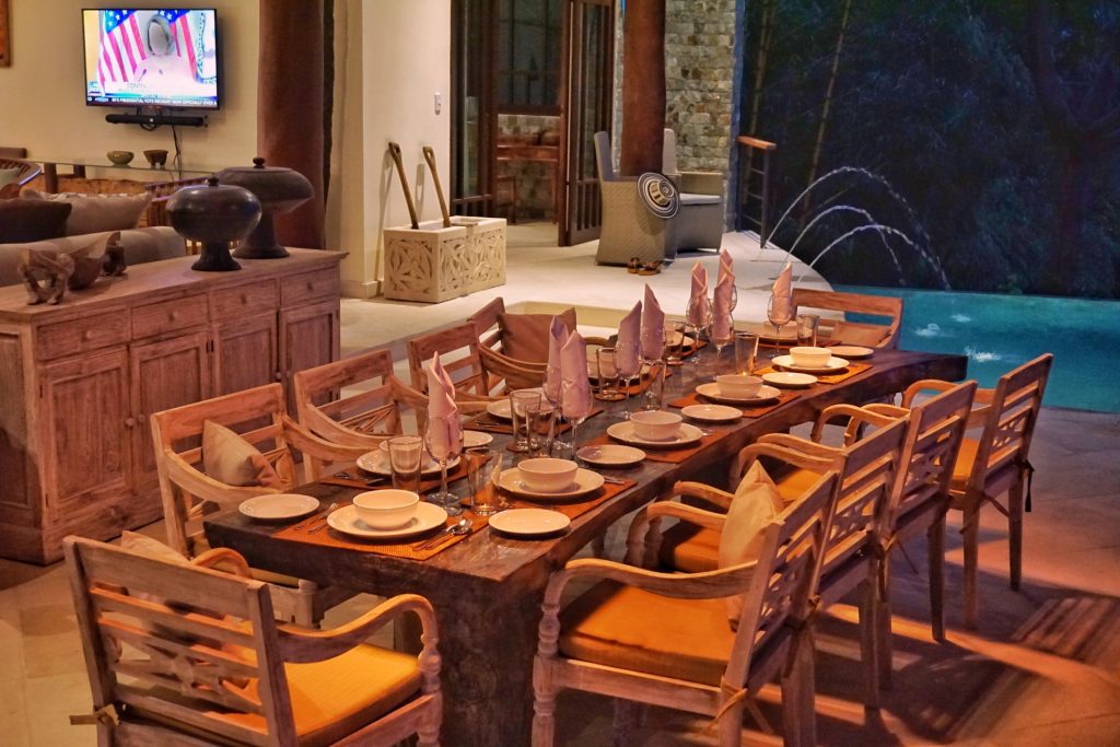 Have a fabulous time at this large native wood dinner table enjoying a gourmet meal with your friends and family. 