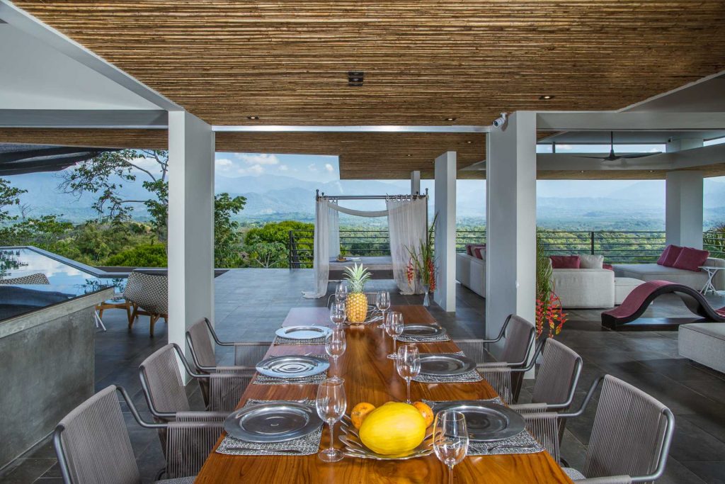 Your private chef will prepare gourmet meals for your group while you relax and admire the breathtaking ocean view.