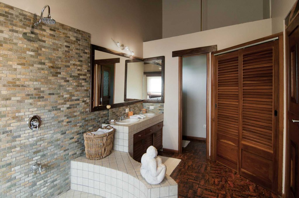 All this can be yours while your on vacation, elegant and sheer beauty you will have while in this bathroom. All the modern amenities
