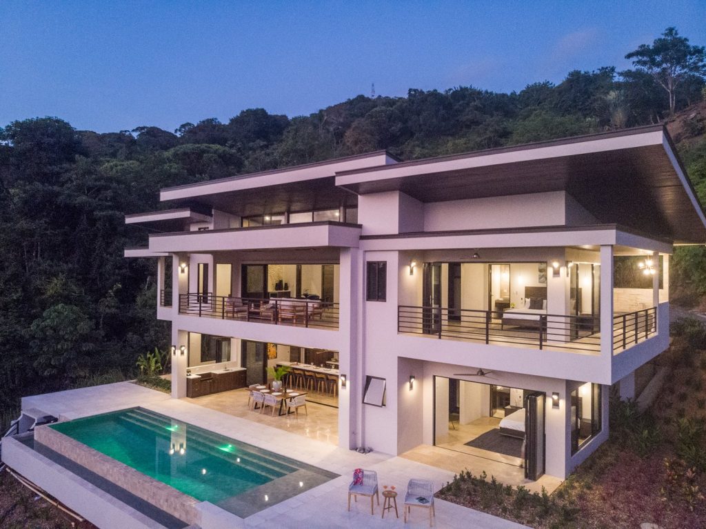 This amazing vacation rental is one of the best examples of modern architecture in the area.