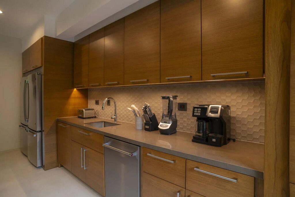 A chef's dream with luxury appliances in this excellent gourmet kitchen.
