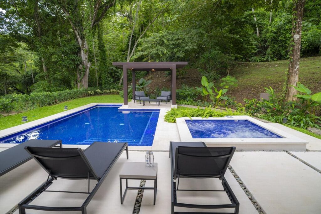 Lounge with a cocktail in hand, rainforest views in the background… it’s a birdwatcher’s dream.