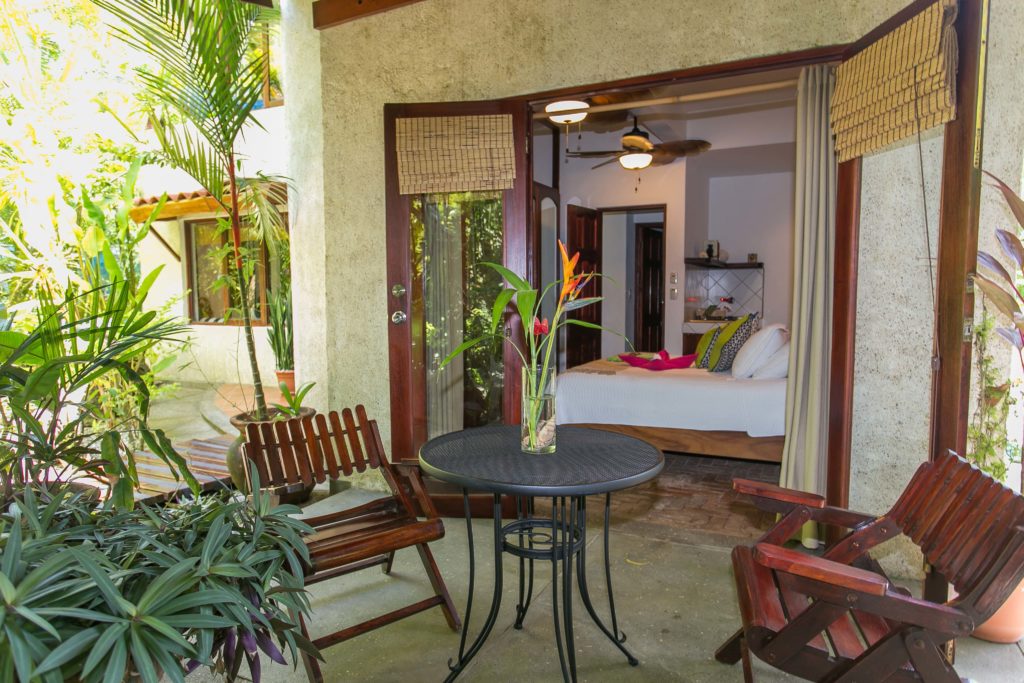 The natural surroundings of this stunning villa create a tropical paradise for your Manuel Antonio vacation.