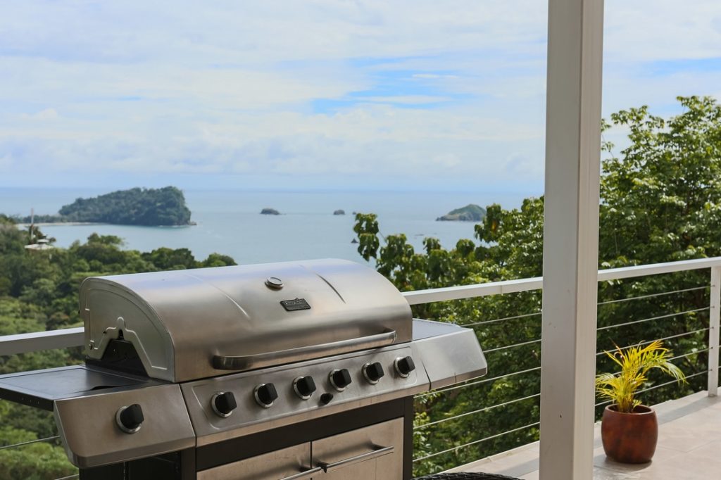 Perfect ocean view while preparing BBQ delights for your family's poolside gatherings.