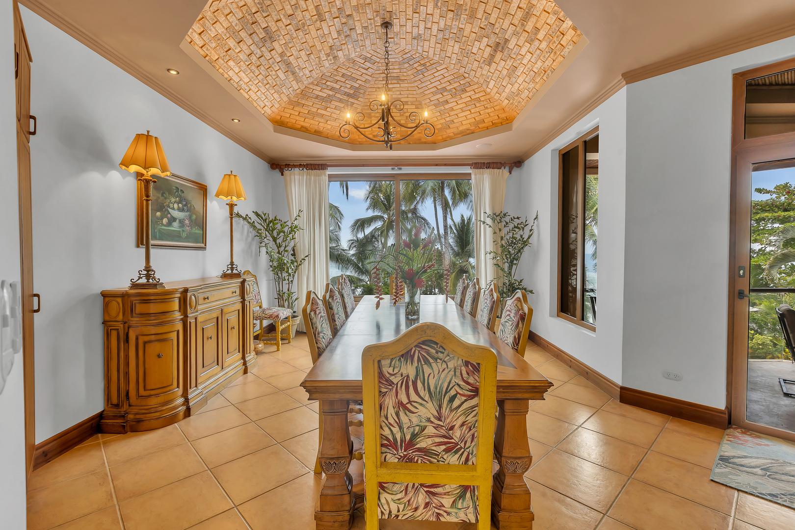 dining-room-with-tropical-view-costa-rica