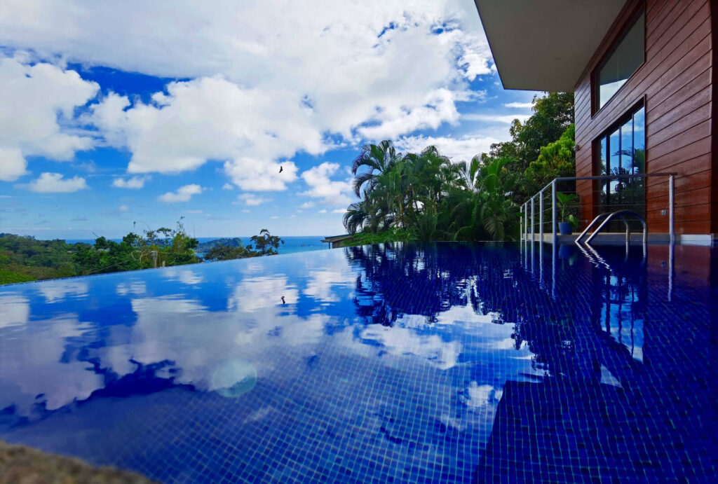 inviting-crystal-clear-infinity-pool