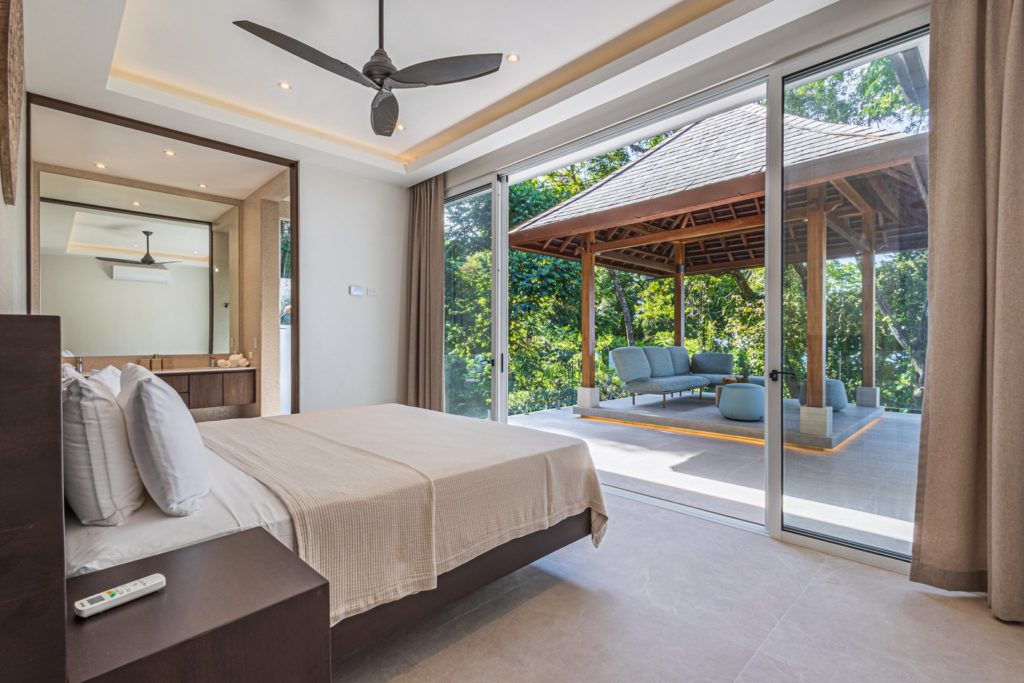 All of the bedrooms in the villa have the option of air conditioning, ceiling fans, or ocean breeze!