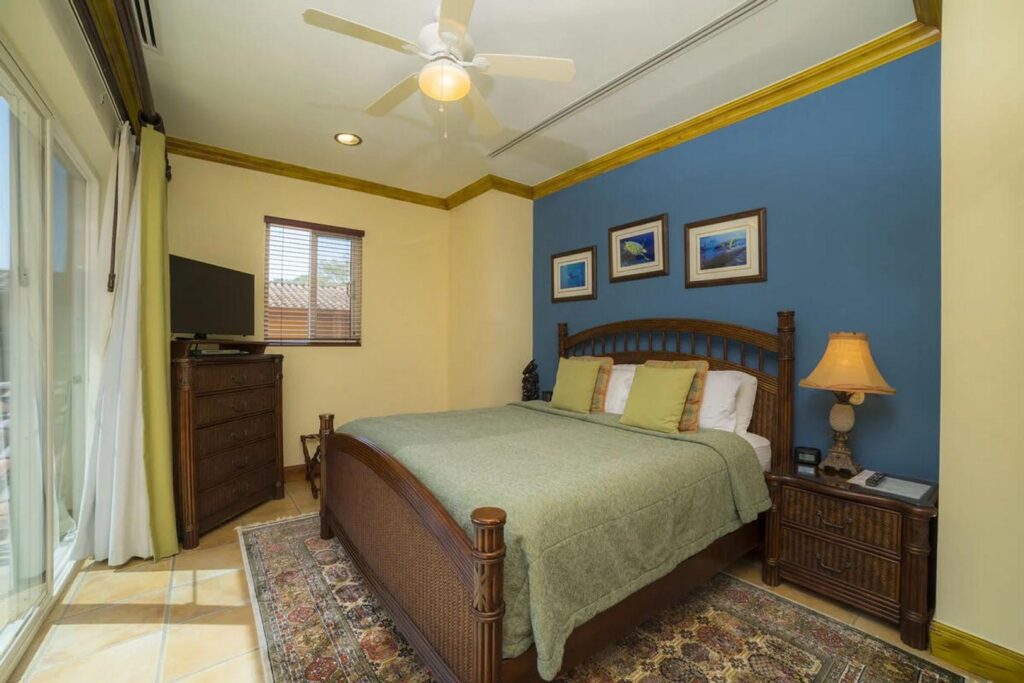 Just look and appreciate the colors of this beautifully designed and cozy bedroom