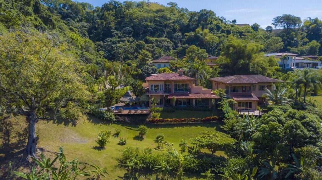 The exterior of this house really shows the grandeur of this villa
