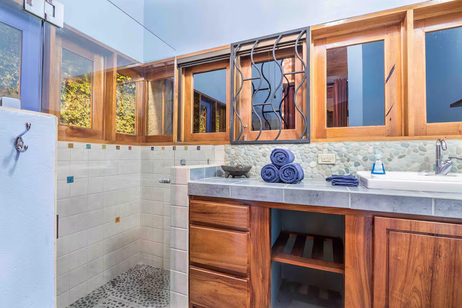 beachside luxury retreat