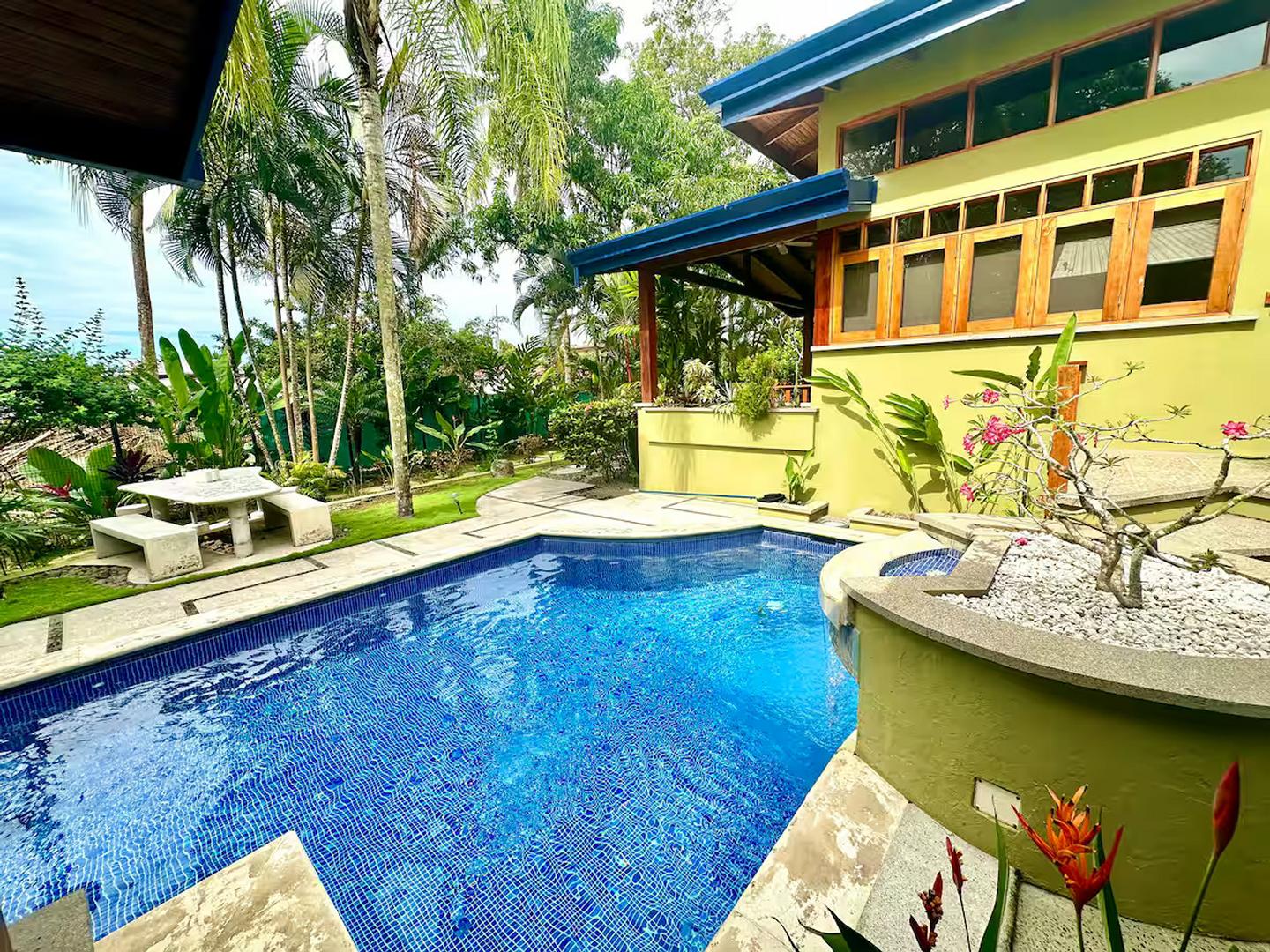 beachside luxury retreat