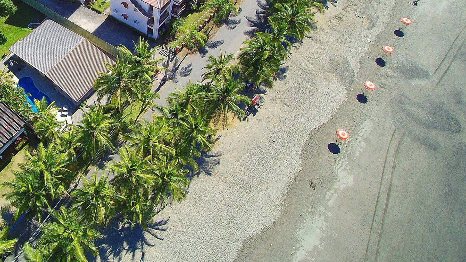 gorgeous oceanfront hideaway